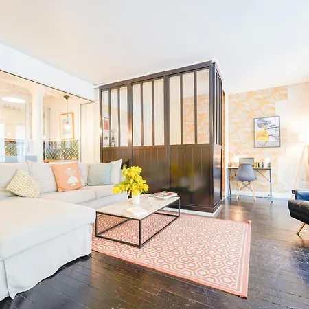 Spacious Family Near Bastille & Marais * Parigi